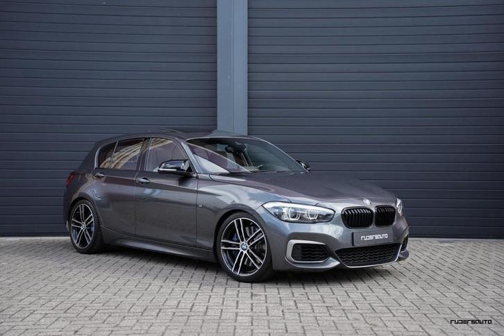 BMW 1-serie M140i xDrive | Schuifdak | HK | Camera | Mosselm, Auto's, BMW, Bedrijf, Te koop, 1-Serie, 4x4, ABS, Achteruitrijcamera