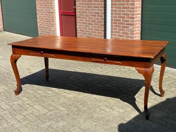 Tafel teak met Queen Ann poten en 2 lades 210x88x79cm beschikbaar voor biedingen