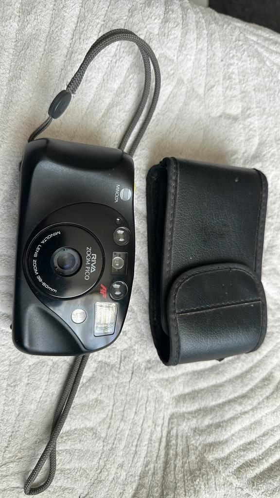 Fotocamera Minolta Riva Zoom Pico, Audio, Tv en Foto, Fotocamera's Analoog, Zo goed als nieuw, Compact, Minolta, Ophalen