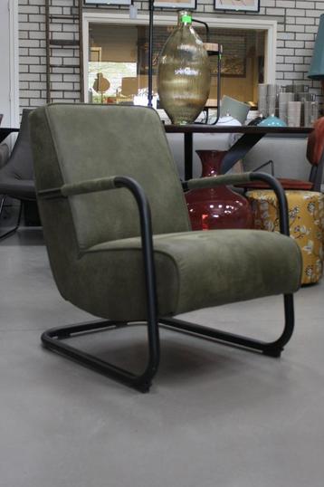 Hippe fauteuil Pien Eleonora metaal stof groen industrieel 