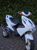 Yamaha aerox 2005 (ruilen), Fietsen en Brommers, Scooters | Yamaha, Ophalen of Verzenden, Zo goed als nieuw, Tweetakt, Aerox