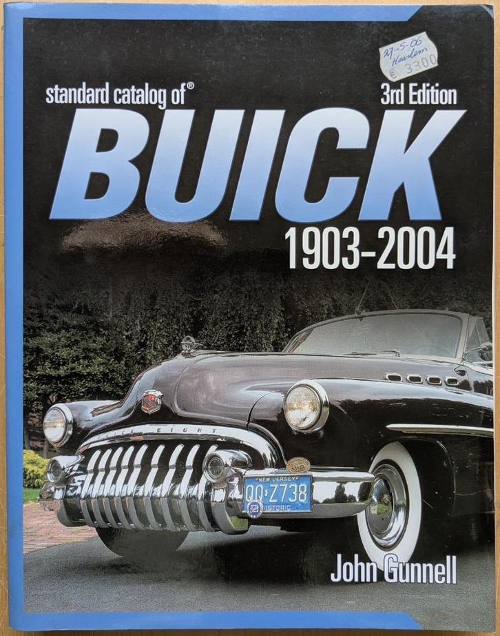 Standard catalog of Buick 1903 - 2005. Old timers, Boeken, Auto's | Boeken, Gelezen, Overige merken, Ophalen of Verzenden
