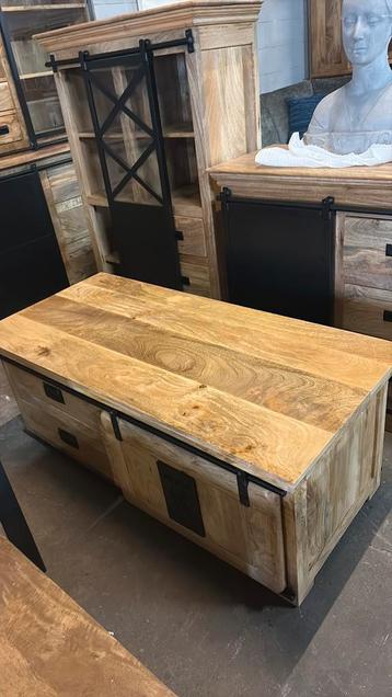 Salontafel mango kist 130x60x50 beschikbaar voor biedingen