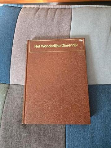 Het wonderlijke dierenrijk. beschikbaar voor biedingen