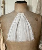 Brocante oud wit kraagje / Jabot, Verzenden