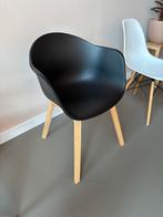 Stoel in Hay stijl, Ophalen, Kunststof, Zwart, Zo goed als nieuw