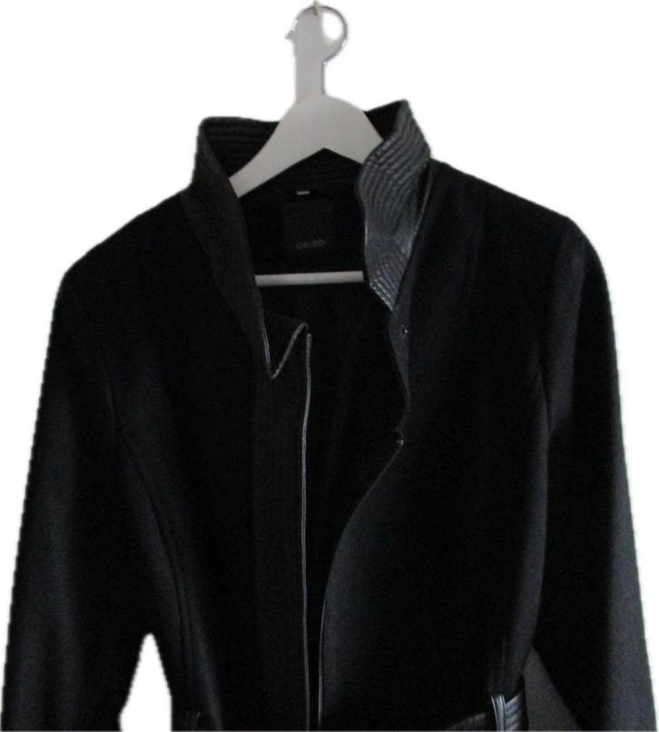 Winterjas Celeb zwart, Kleding | Dames, Jassen | Winter, Zo goed als nieuw, Maat 38/40 (M), Zwart, Verzenden