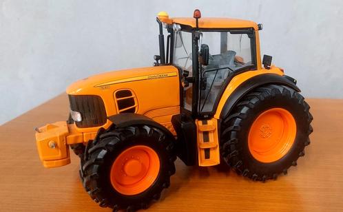 John Deere 6930 Premium Kommunal, Hobby en Vrije tijd, Modelauto's | 1:32, Zo goed als nieuw, Tractor of Landbouw, Overige merken