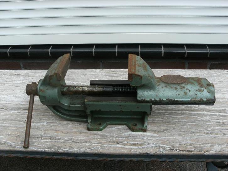 bankschroef, Doe-het-zelf en Verbouw, Gereedschap | Handgereedschap, Gebruikt, Ophalen