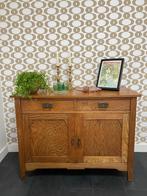 Vintage eikenhouten commode/wandkast, Ophalen, Gebruikt, 100 tot 150 cm, Met deur(en)