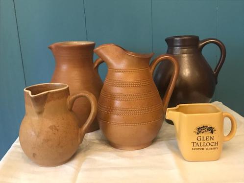 Verzameling Gres aardewerk kannen/ pitchers * Nous Deux*, Antiek en Kunst, Curiosa en Brocante, Ophalen of Verzenden