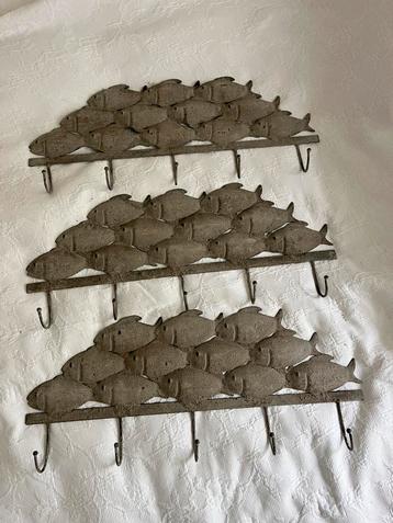 Kapstok vissen beschikbaar voor biedingen