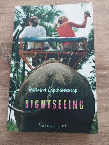 Sightseeing - Rattawut Lapcharoensap beschikbaar voor biedingen
