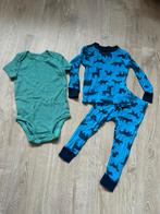 Carter’s pyjama en romper 80/86, Ophalen of Verzenden, Zo goed als nieuw, Jongetje of Meisje, Nacht- of Onderkleding