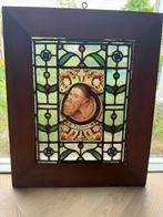 Tiziano Vecellio stained glass panel self portrait. Est:1557, Antiek en Kunst, Antiek | Glas en Kristal, Ophalen of Verzenden
