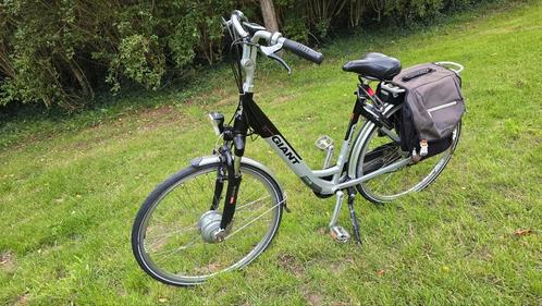 Te koop Twee Elektrische Fietsen GIANT TWIST Frame M 50CM, Fietsen en Brommers, Elektrische fietsen, Gebruikt, Overige merken