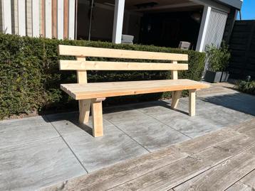 Stevige Vurenhouten Tuinbank beschikbaar voor biedingen