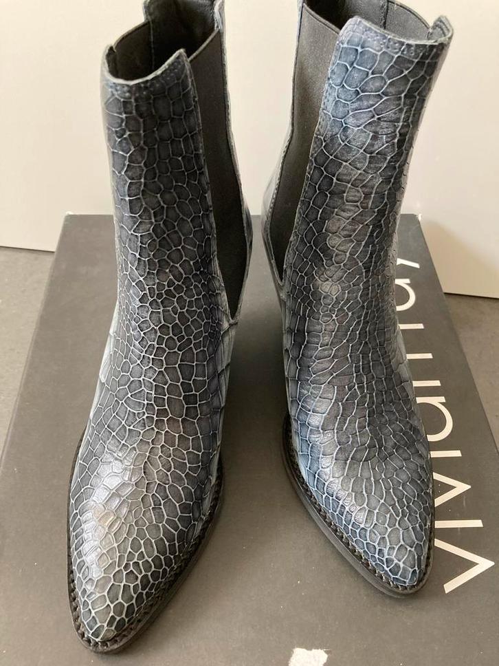 Vivian Ray leren enkellaarsjes maat 37, Kleding | Dames, Schoenen, Gedragen, Lage of Enkellaarzen, Blauw, Ophalen of Verzenden