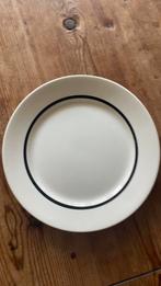 Gezocht: diner en/ of diepe borden van Regout., Antiek en Kunst, Antiek | Keramiek en Aardewerk, Ophalen of Verzenden