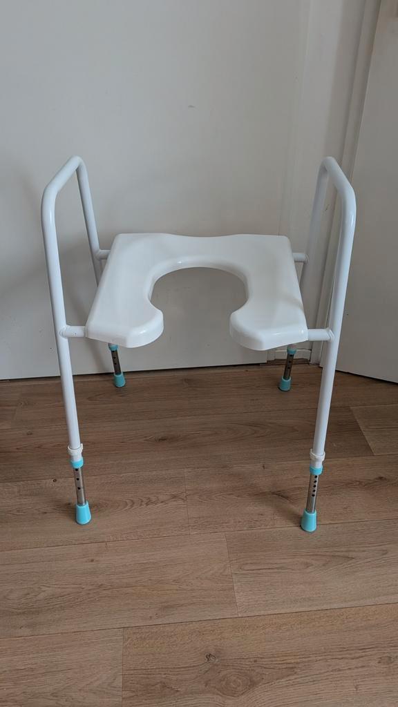 Toiletframe / vrijstaande toiletverhoger, Diversen, Verpleegmiddelen, Ophalen