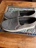 Instap Sketchers met studs & memory foam, Ophalen of Verzenden, Zo goed als nieuw, Grijs, Instappers