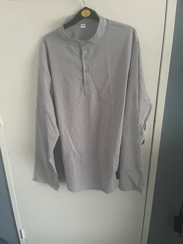 Linnen kraagloze shirtjes beschikbaar voor biedingen