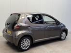 Toyota Aygo 1.0 VVT-i Now AIRCO-LMV-ELEKT. PAKKET-5DRS, Auto's, Toyota, Voorwielaandrijving, Euro 5, Stof, Gebruikt