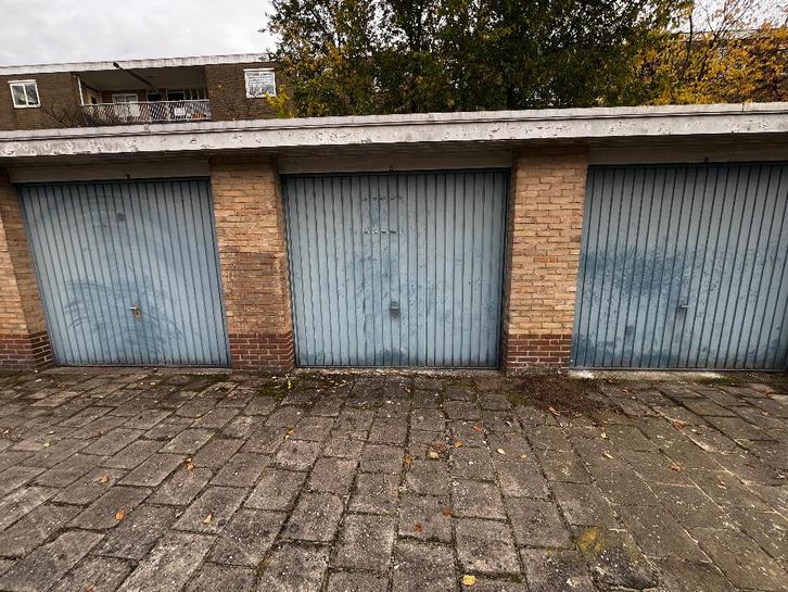 Nette garagebox te huur in Hilversum Zuidoost, Auto diversen, Autostallingen en Garages