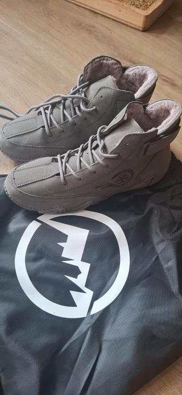 Grijze Wandelschoenen Maat 38 - Nieuw beschikbaar voor biedingen