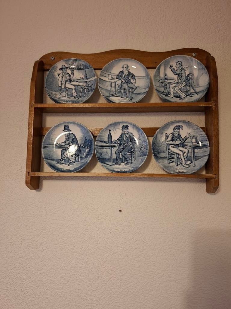 Zes Delfts Blauwe Bordjes met Houten Rek, Ophalen of Verzenden