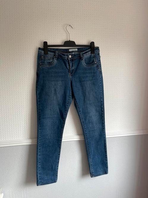 Red Button, maat 40, Kleding | Dames, Spijkerbroeken en Jeans, Zo goed als nieuw, W30 - W32 (confectie 38/40), Blauw, Ophalen of Verzenden