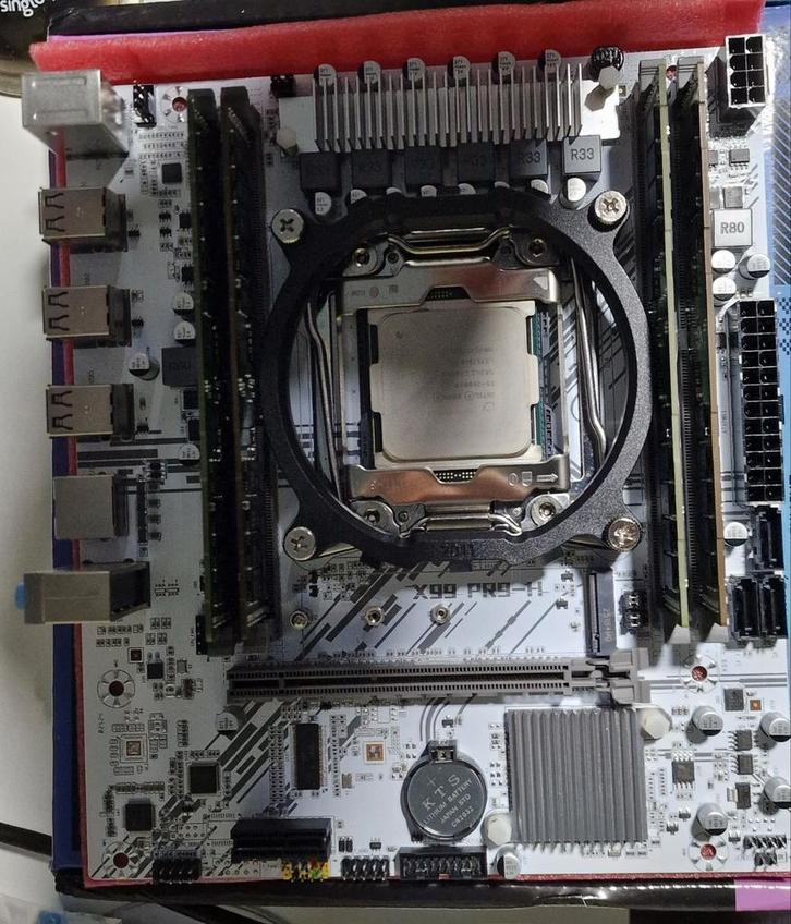 Machinist X99 PR9-H, xeon E5-2690v4, 256gb ddr4, Computers en Software, Moederborden, Zo goed als nieuw, DDR4, Ophalen of Verzenden