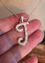 Leuke zilverkleur ketting met letter hanger strass J, Overige materialen, Verzenden, Nieuw, Zilver