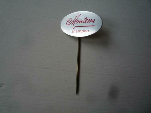 Montessa Shampoo Zilverkleurig Rood Blikken Speldje Speld, Verzamelen, Speldjes, Pins en Buttons, Zo goed als nieuw, Speldje of Pin
