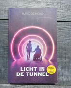 Boek: Licht in de Tunnel || Marc de Hond, Boeken, Ophalen of Verzenden, Zo goed als nieuw, Marc de Hond, Overige