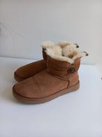 Originele Uggs Elva Dames Maat 40 (W9)., Bruin, Lage of Enkellaarzen, Ophalen of Verzenden, Uggs