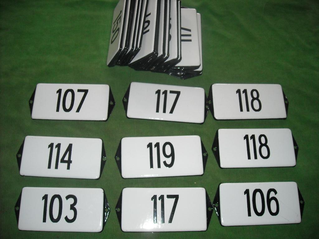 echt oud emaille huisnummer 6,2 x 14 cm ongebruikte nummers, Ophalen of Verzenden