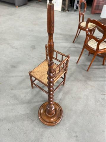 Antieke staande lamp – gesneden hout barokstijl beschikbaar voor biedingen