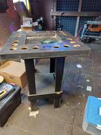 Unieke statafel met ingebouwde bekerhouders, Ophalen, Gebruikt