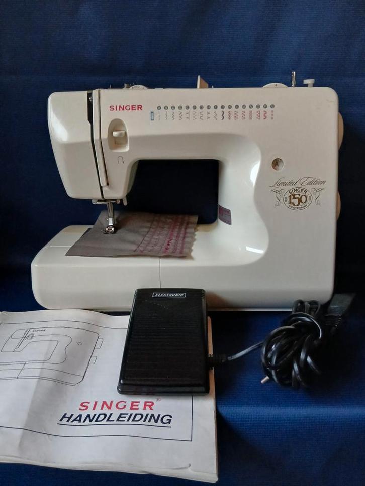 Singer 150 Limited Edition Naaimachine, Hobby en Vrije tijd, Naaimachines en Toebehoren, Zo goed als nieuw, Naaimachine, Singer