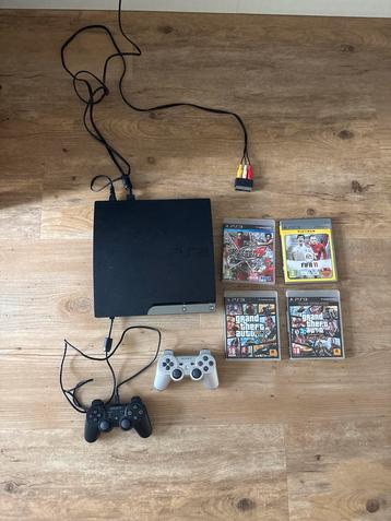 PlayStation 3 met 2 controllers en games beschikbaar voor biedingen