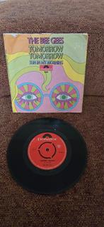 Bee Gees Single - Tomorrow Tomorrow / Sun in My Morning, Ophalen of Verzenden, Zo goed als nieuw, Overige formaten