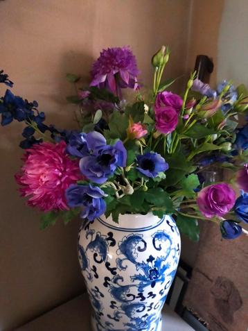 Groot boeket kunstbloemen bloemen Intratuin  beschikbaar voor biedingen