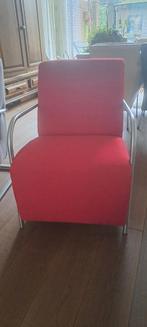 Moderne fauteuil rood linnen look stof, Huis en Inrichting, Fauteuils, Ophalen, 75 tot 100 cm, Zo goed als nieuw, 50 tot 75 cm