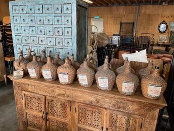 Unieke Mandflessen jaren 70 gebruikt voor Sherry Decoratief beschikbaar voor biedingen