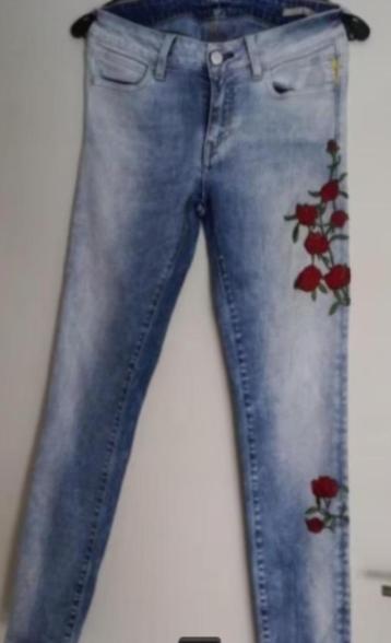 Als nieuwe MP MAIA jeans MELTIN POT W31 geborduurd rozen beschikbaar voor biedingen