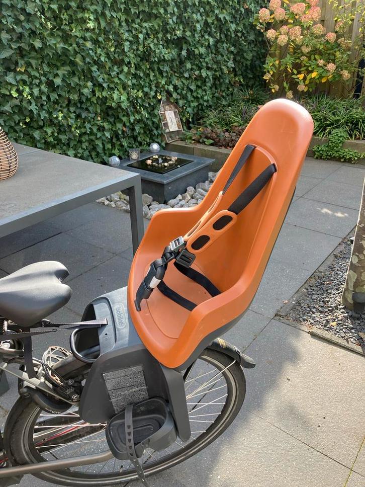 Weinig gebruikt Bobike Achterzitje, Fietsen en Brommers, Fietsaccessoires | Fietsstoeltjes, Gebruikt, Achterzitje, Voetsteuntjes