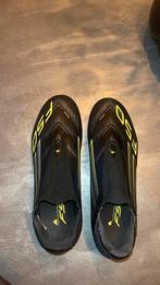 voetbalschoenen f50  maat 42)., Ophalen, Maat XS of kleiner, Schoenen, Zo goed als nieuw