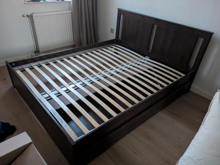 Songesand Bedframe 160x200 met lades en lattenbodems, bruin, Huis en Inrichting, Slaapkamer | Bedden, Gebruikt, Tweepersoons, 160 cm
