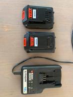 Black en decker 2x BL1318 batterij + lader, Ophalen of Verzenden, Gebruikt